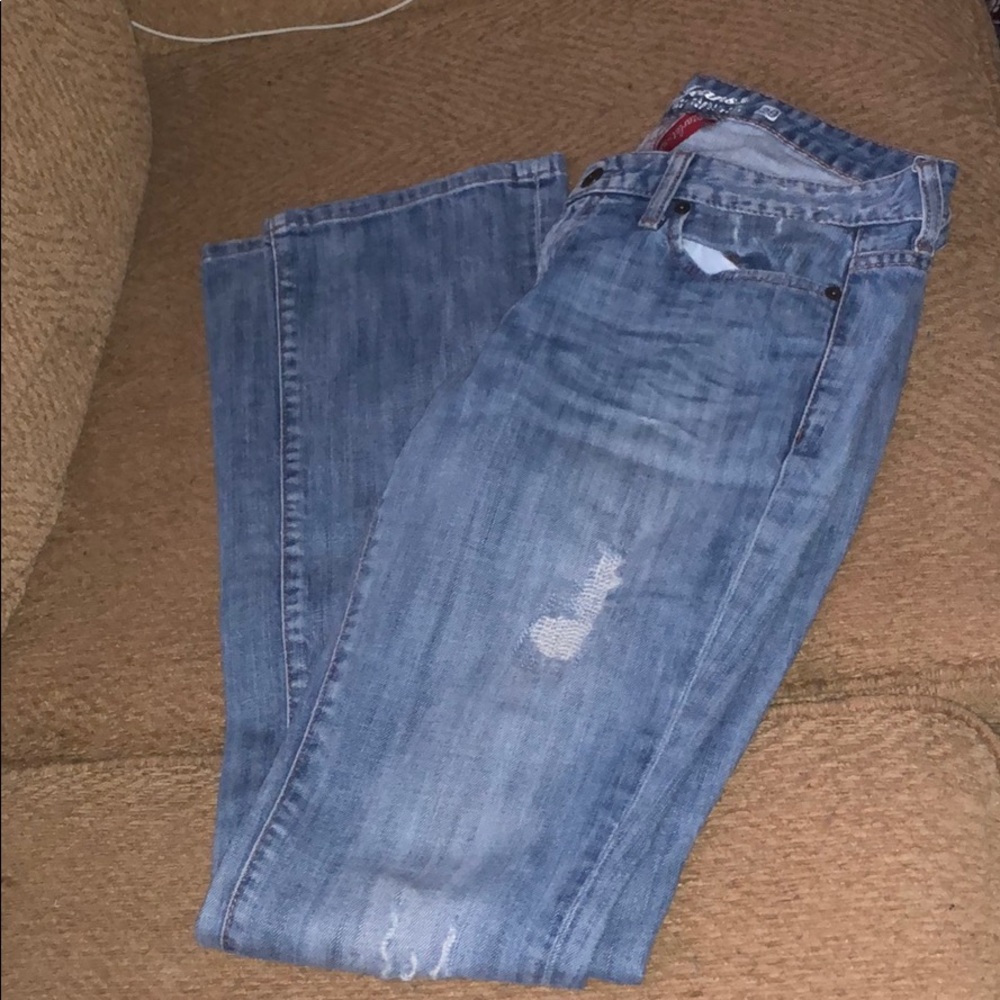 Woman’s Guess jeans